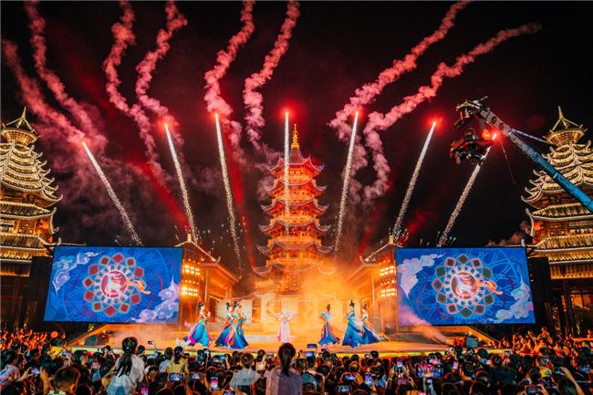 警惕！主题乐园“国潮”骗局：文化绑架、童真消逝、劳力榨干
